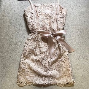 Adrianna Papell strapless Lace dress